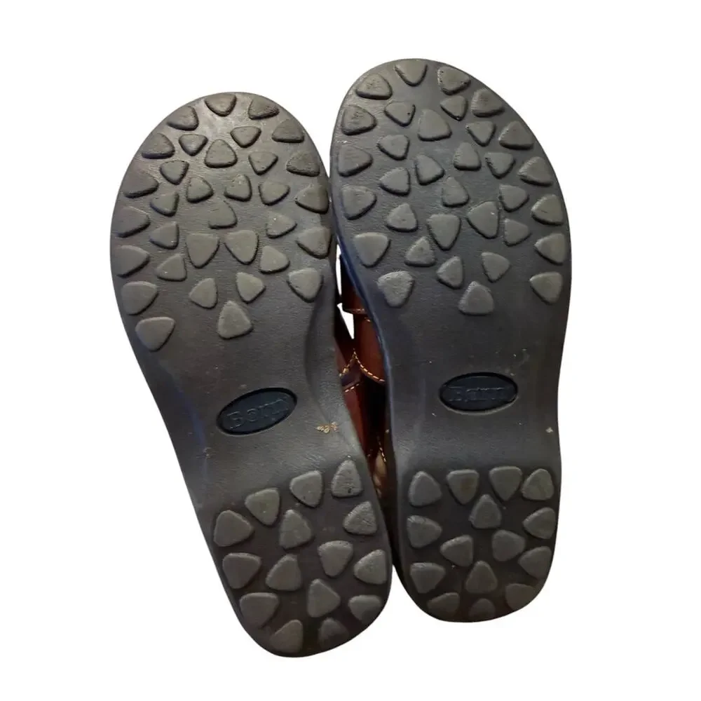 Born Women’s Size 9 Brown Leather Fisherman Slip On Sandals - Classic Comfort